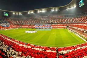 体彩大乐透：罗塞尼尔，从球场多面手到稳健少帅，足球生涯的华丽转型