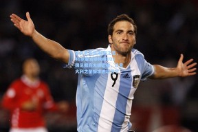 体彩大乐透|破局之思，41岁董方卓疾呼U23国足摒弃大脚思维，以意大利之鉴探求进攻哲学