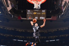 竞彩足球：感恩英超，一位球员的深情告别与成长之旅