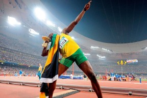 竞彩足球：热那亚官方宣布，从费耶诺德引进荷兰国门拜洛，意甲防守迎来新篇章