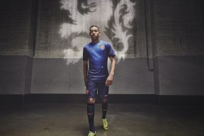 竞彩足球_2026最球迷挑战震撼归来，往届经典瞬间激发全球体育情感浪潮